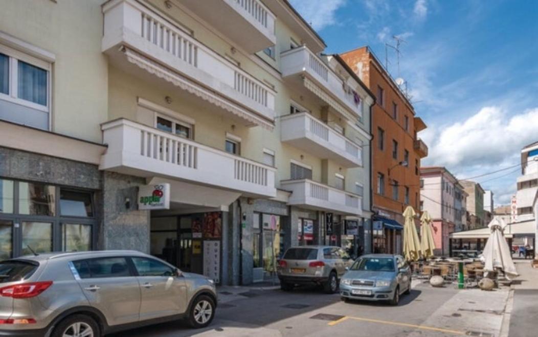 Apartment In The Center Of Πούλα Εξωτερικό φωτογραφία